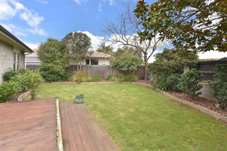 8 Bowie Drive Woodend_15