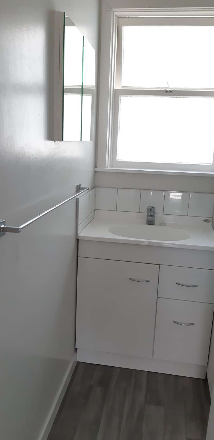 2/22a Wolsley Avenue Milford_8