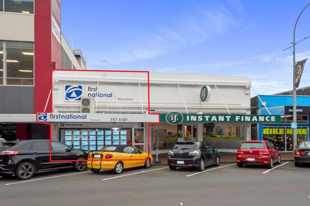 127 Devon Street East New Plymouth_1