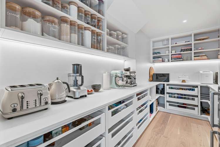 10 Alan Murray Lane Oneroa_17