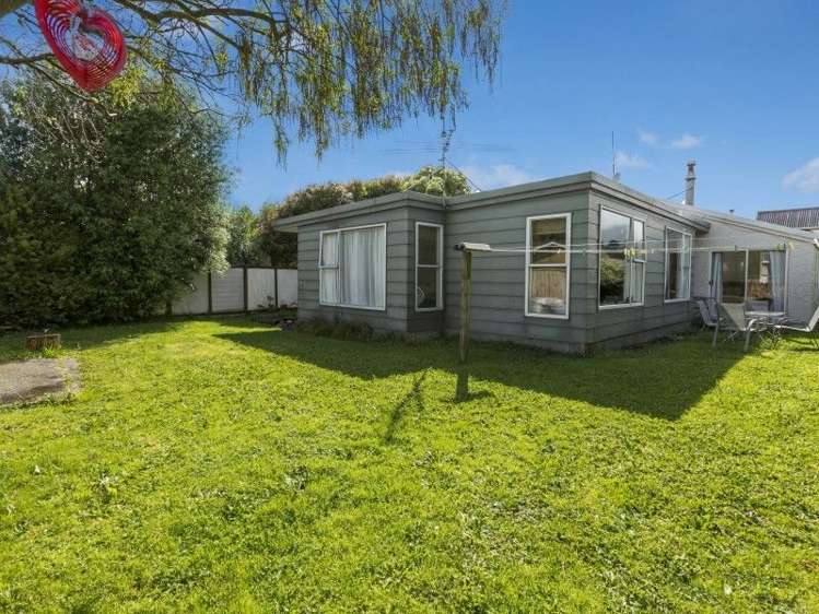 9 Akron Grove Totara Park_17
