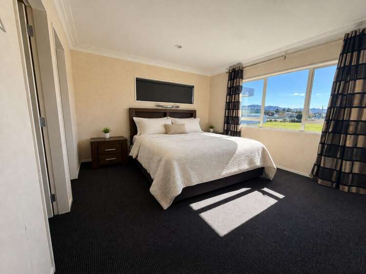 17 Centreway Pauanui_10