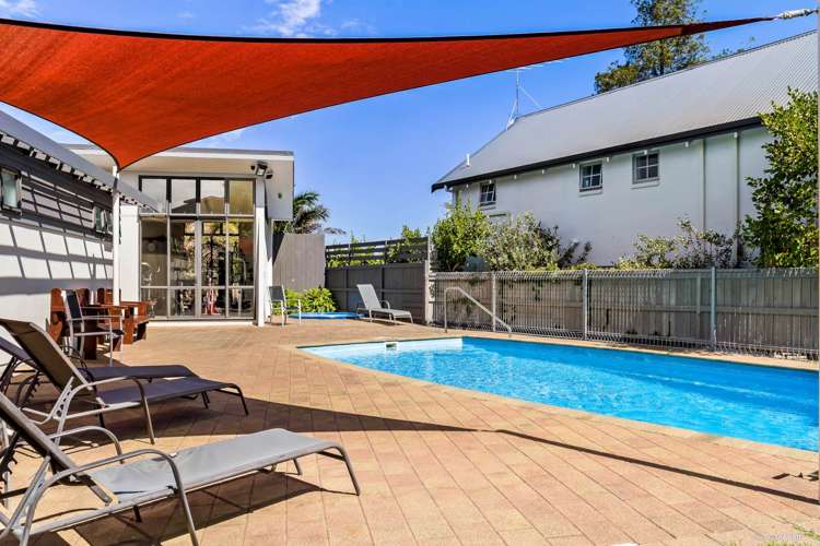 27/17 Georgia Terrace Albany_16