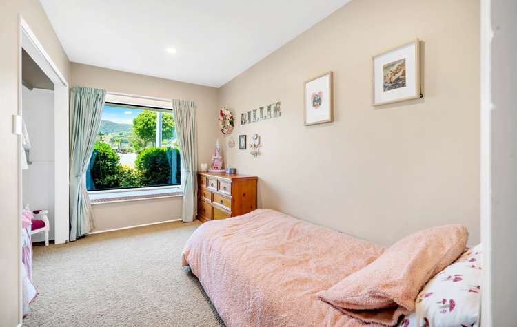 14 Tyree Drive Stoke_18