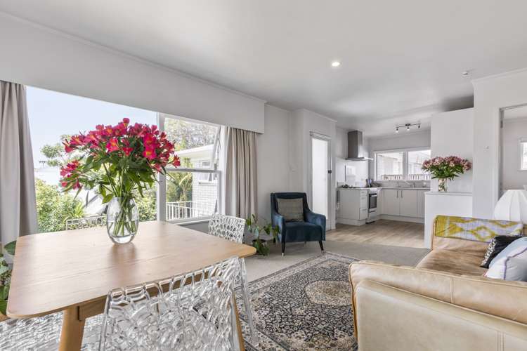 8/16 Queens Parade Devonport_5