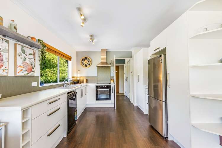 4 Tuckett Place Enner Glynn_5