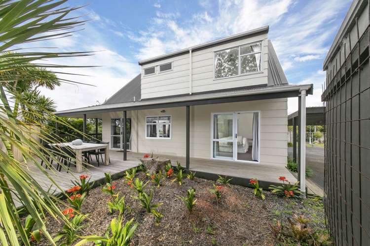 22a Tahi Terrace Glen Eden_0