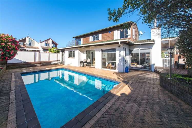 2/18 Matuhi Rise Henderson_7