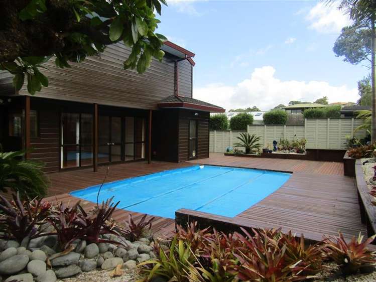 2/50 Masterton Road 1621_2