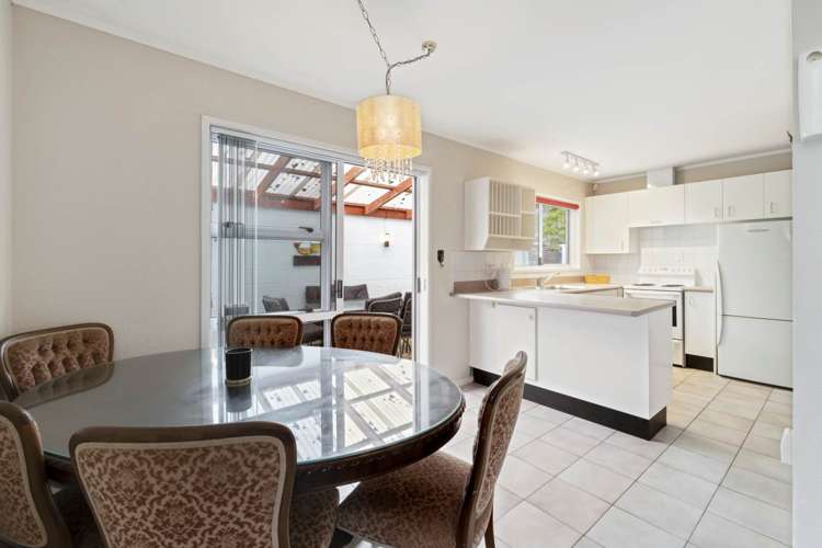 1/190 Cook Street Howick_6