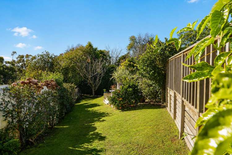 52B Amanda Avenue Dinsdale_20