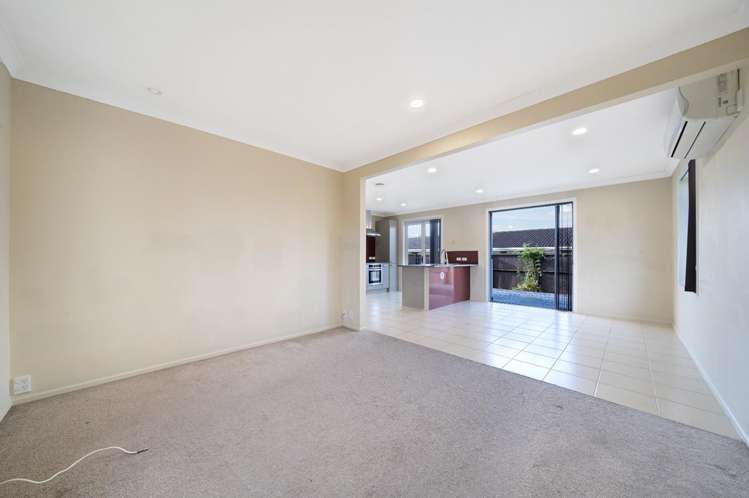 79 Godley Road 1676_2