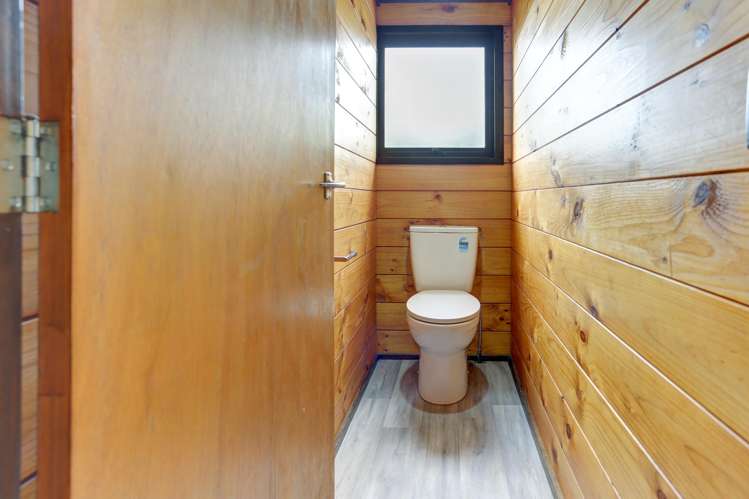 59 Exeter Crescent Springvale_16