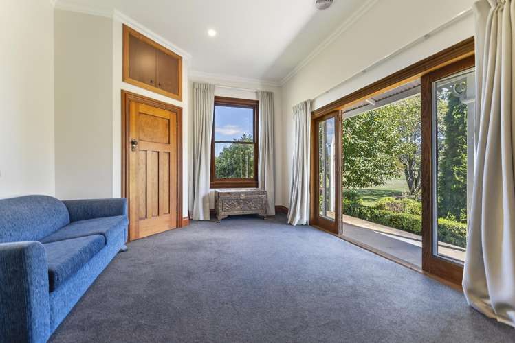 355 Main Rd Spring Grove Wakefield_18