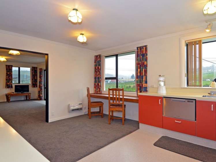 28 Main South Road Concord_10