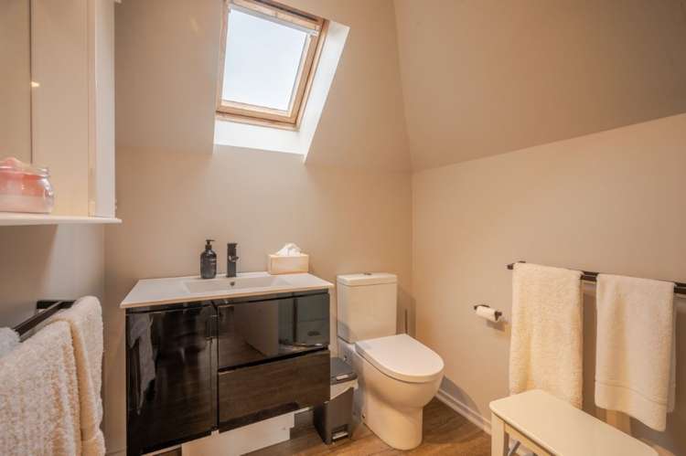 5f Church Street Akaroa_15