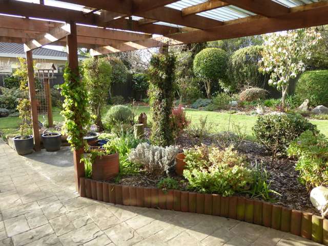 36 Farnham Drive Richmond_4