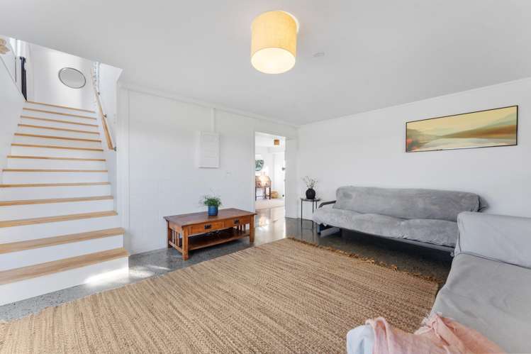 6 Seatoun Avenue Leigh_16