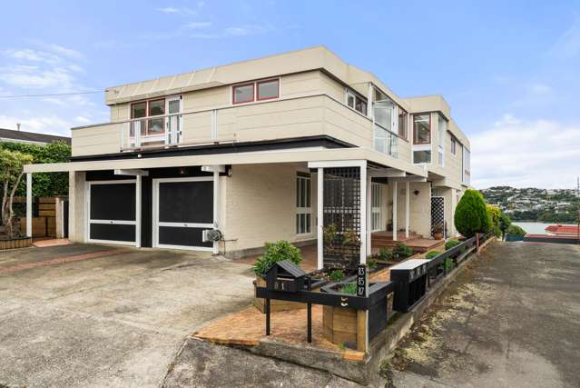 SEAVIEW SANCTUARY – SPACE, SUN & STUNNING INLET VIEWS