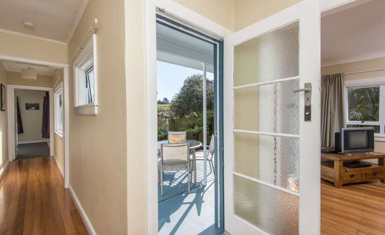 24 Jenner Road Toi Toi_5