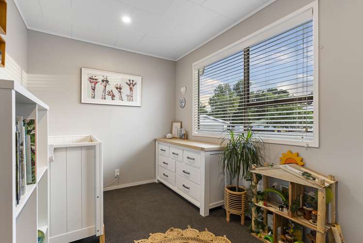 8 Bluewater Place Wattle Downs_17