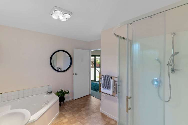 2/12 Carlsen Street Burwood_13