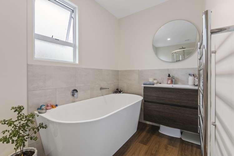 14 Cowling Road Hurdon_10