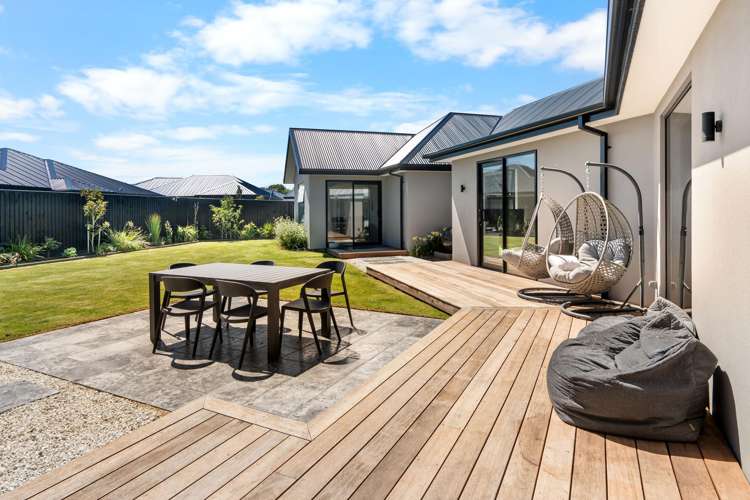 10 Snow Cup Close Lincoln_29