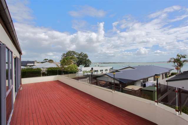 2 Devon Road Bucklands Beach_3