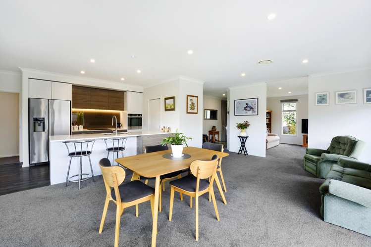 14 Cupola Crescent Richmond_7