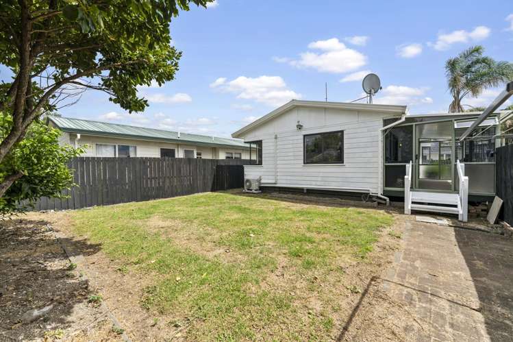 2/12 Graham Road Conifer Grove_12