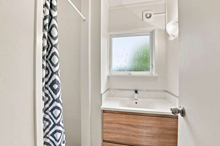 2/7 Owens Road Devonport_17