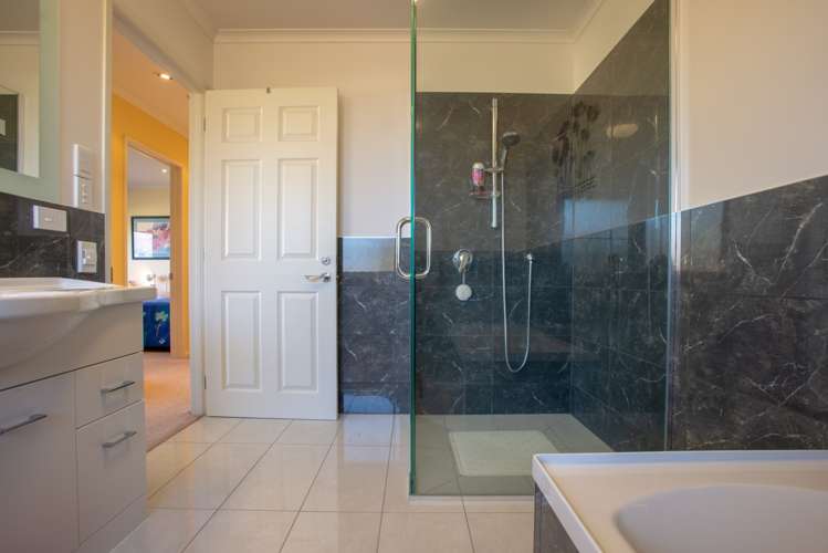 8 Ash Lane Cromwell_14