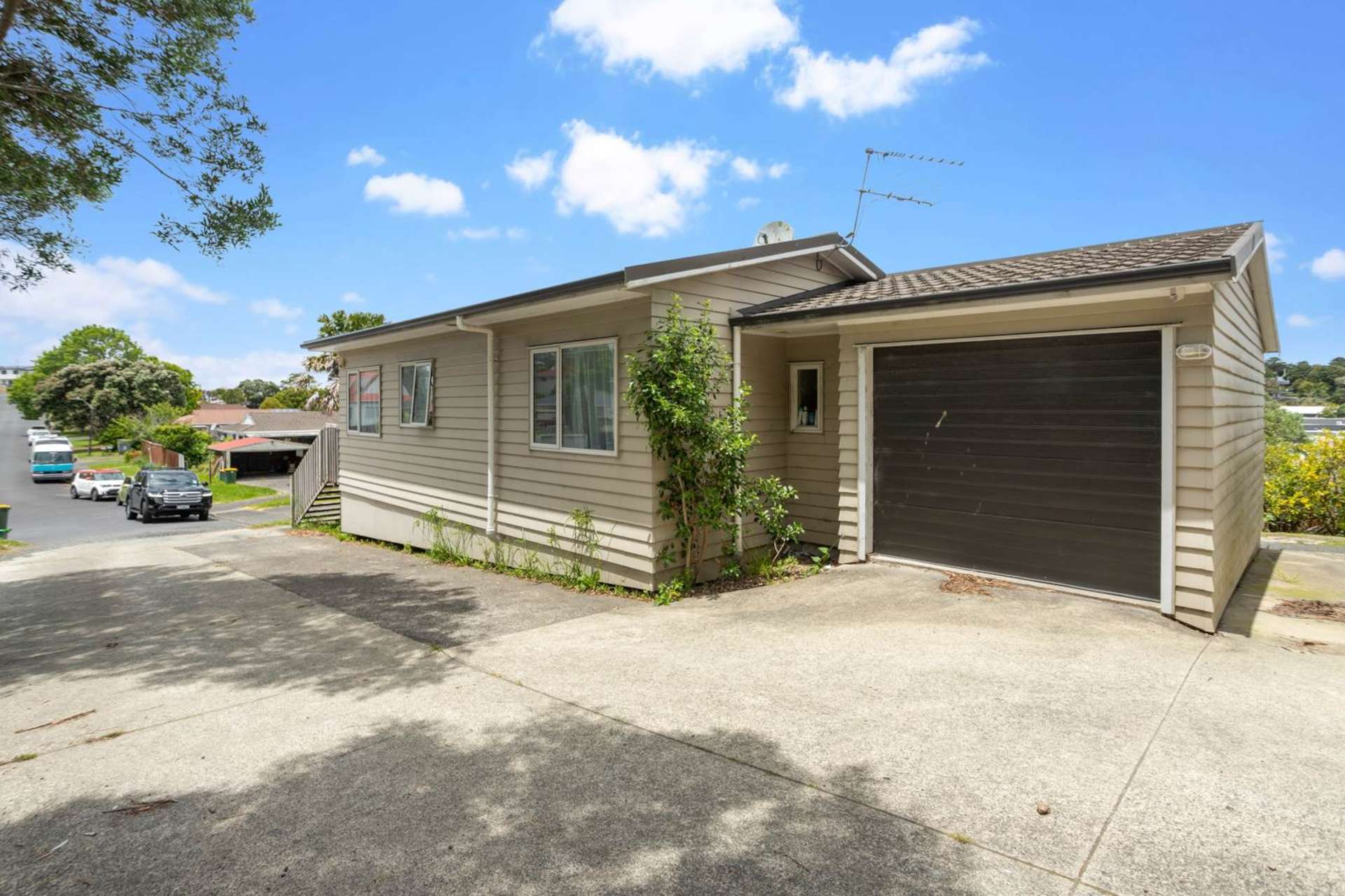 33 Lambrown Drive Totara Vale_0