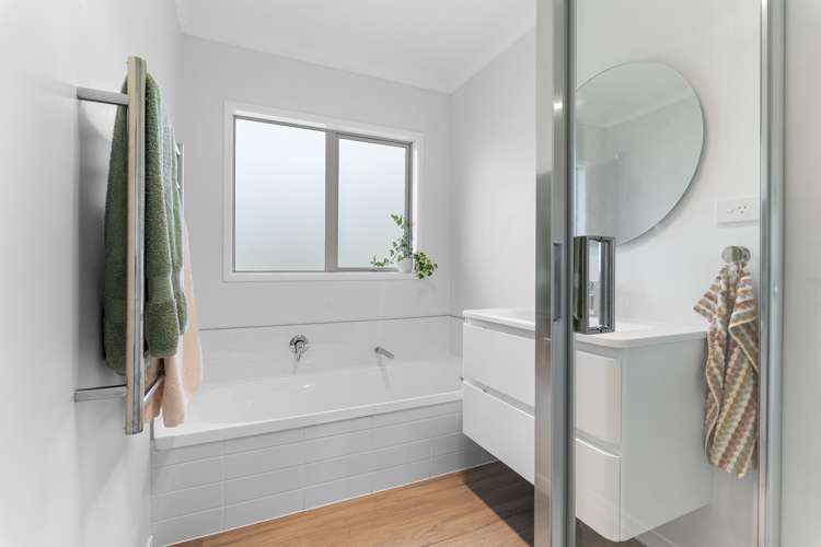 489a Barrett Road Omata_10