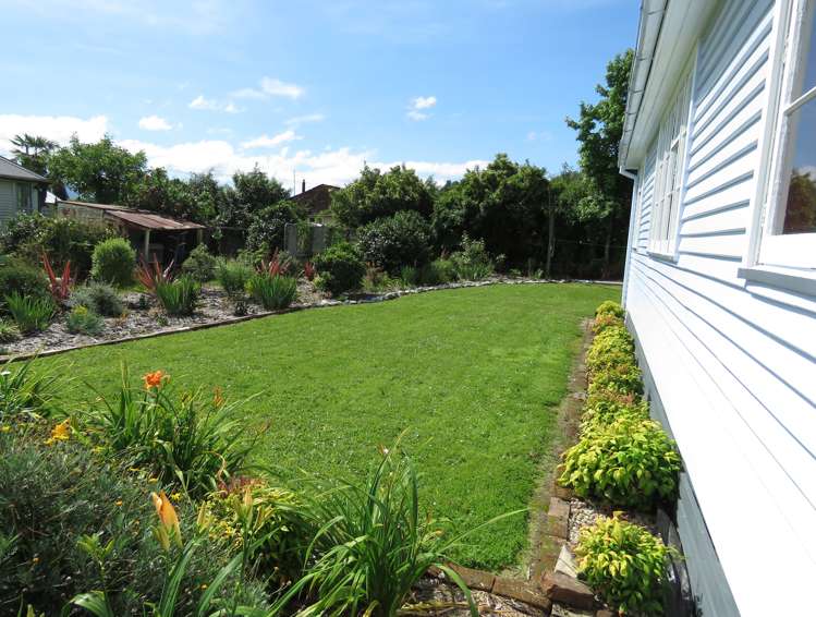 8 Dunn Street Reefton_22