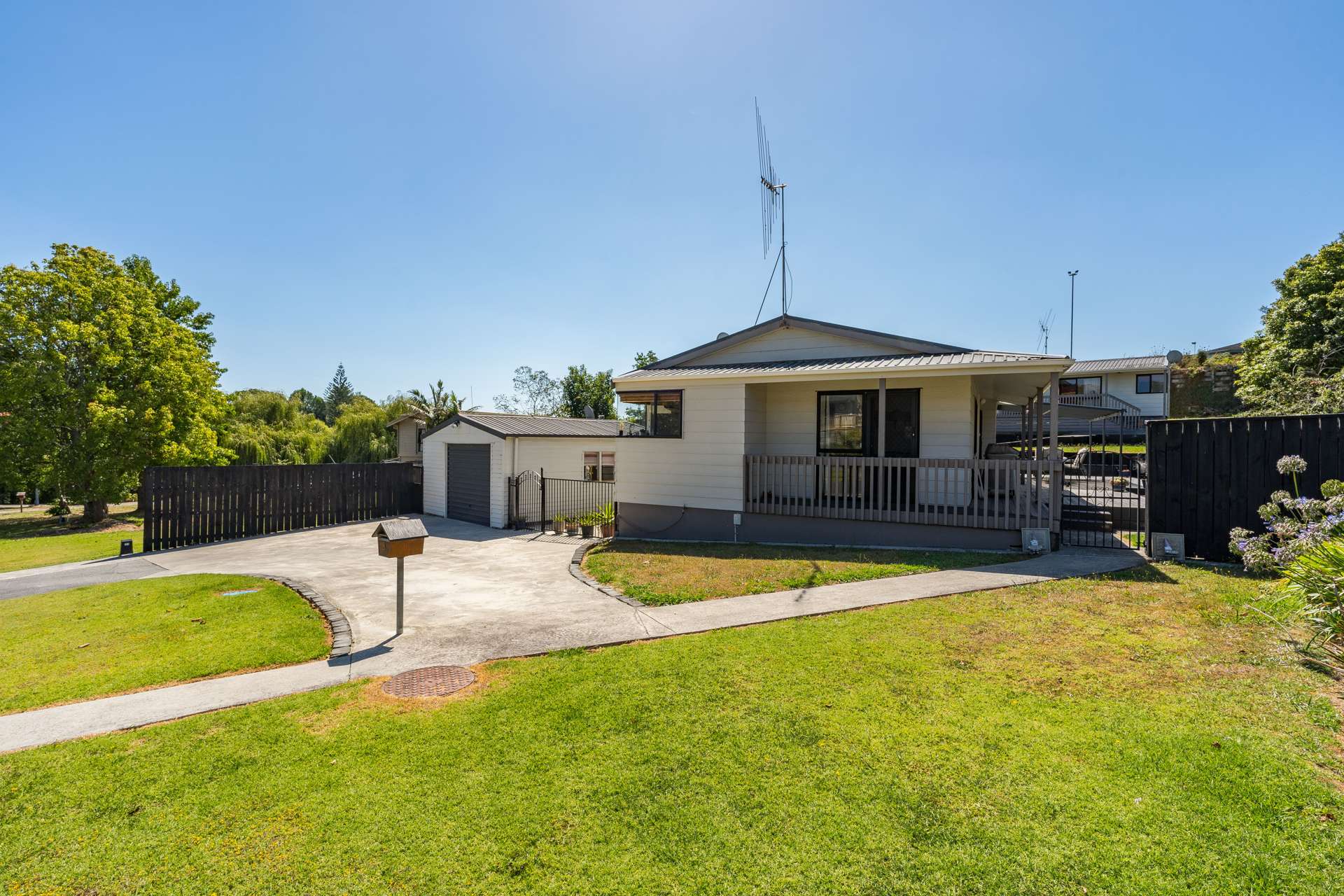 8 Arohanui Street Huntly_0