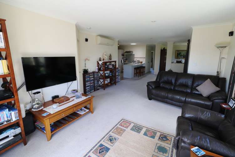 25 Charles Street Carterton_2