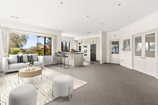 566 Lyndhurst Road Frimley_3