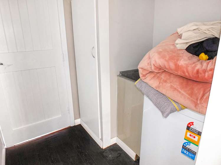 8 Russell Street Foxton_19