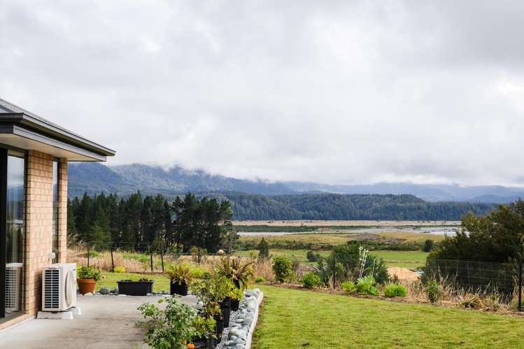 8 Pukaki Avenue Ngahere_2