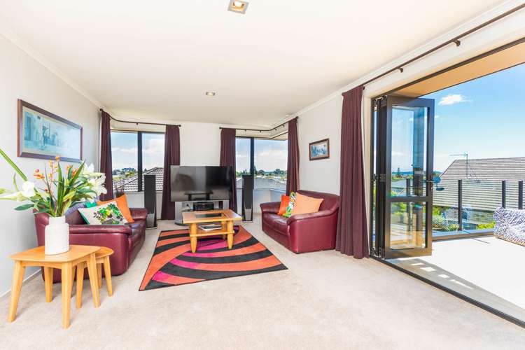 52 Columbia Crescent Beachlands_10