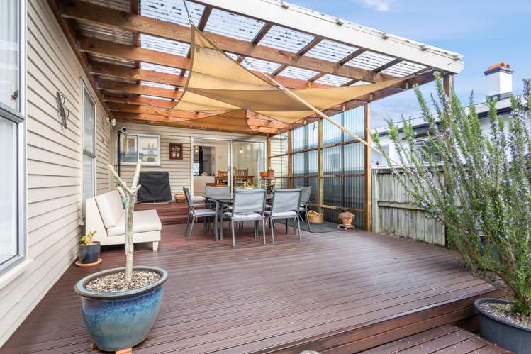 21 Formby Avenue Point Chevalier_16