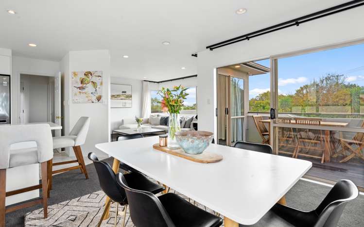 210 East Coast Road Forrest Hill_9