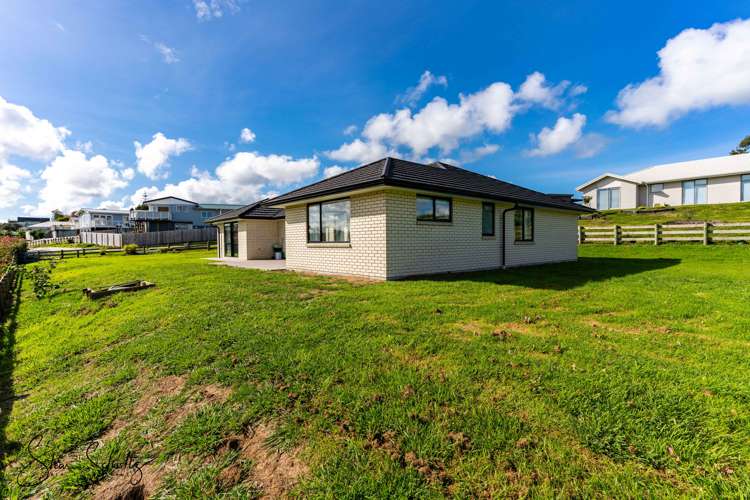 23 Calla Street Maungaturoto_25