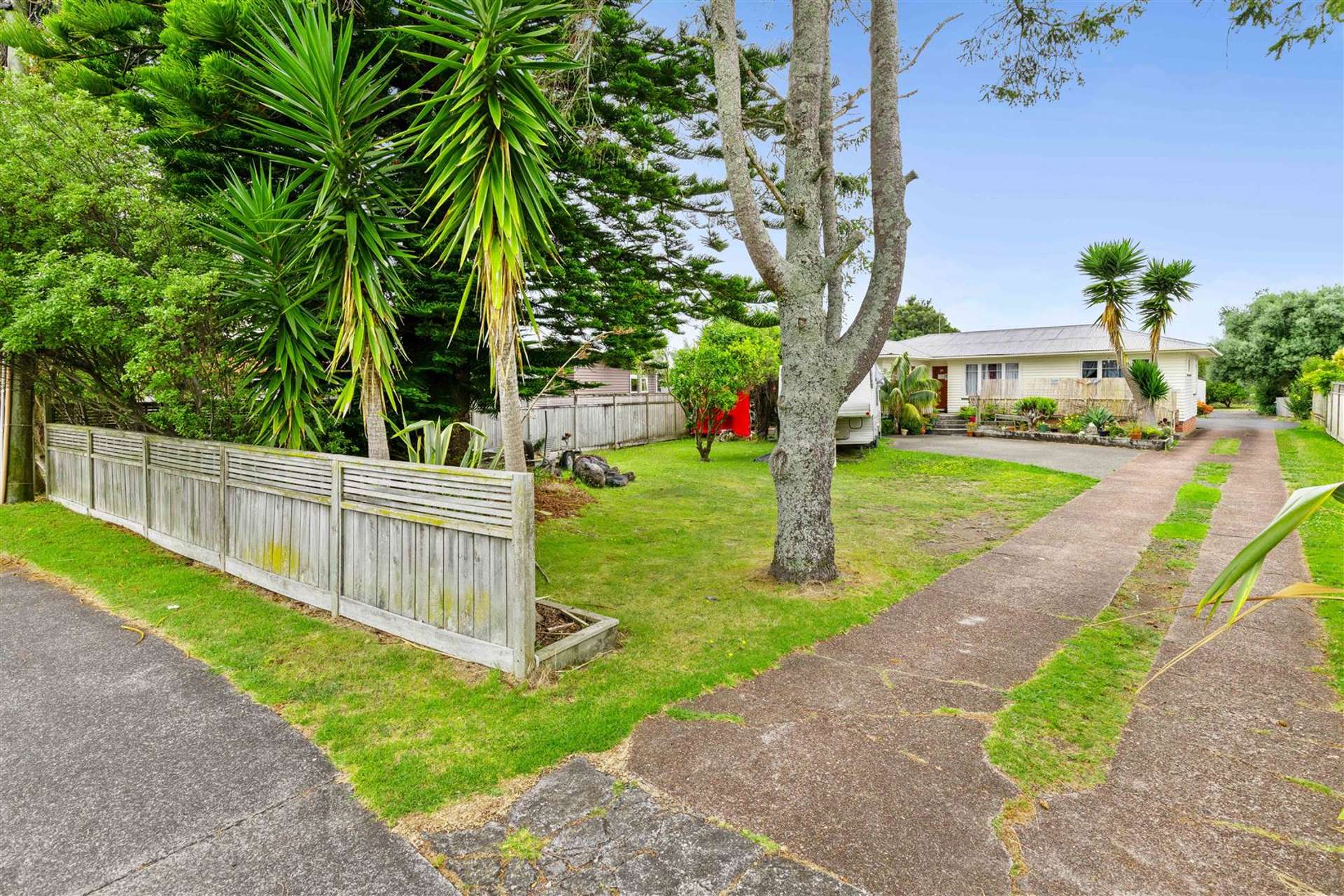 46 Yeovil Road Te Atatu Peninsula_0
