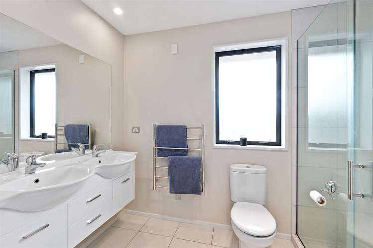 17 Brookwater Avenue Northwood_15