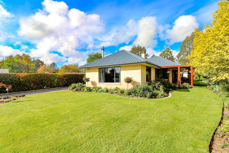 585 Woodbury Road Geraldine_15