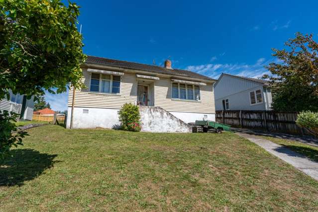 39 Plunket Terrace Hamilton East_1