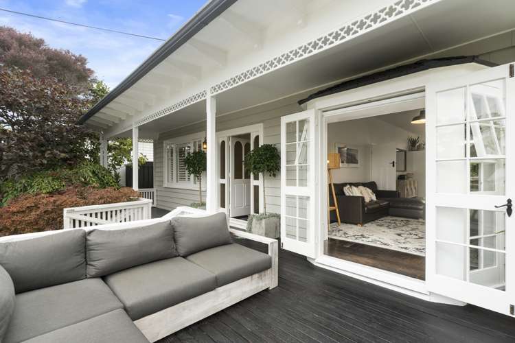 63 Aramoana Avenue Devonport_6